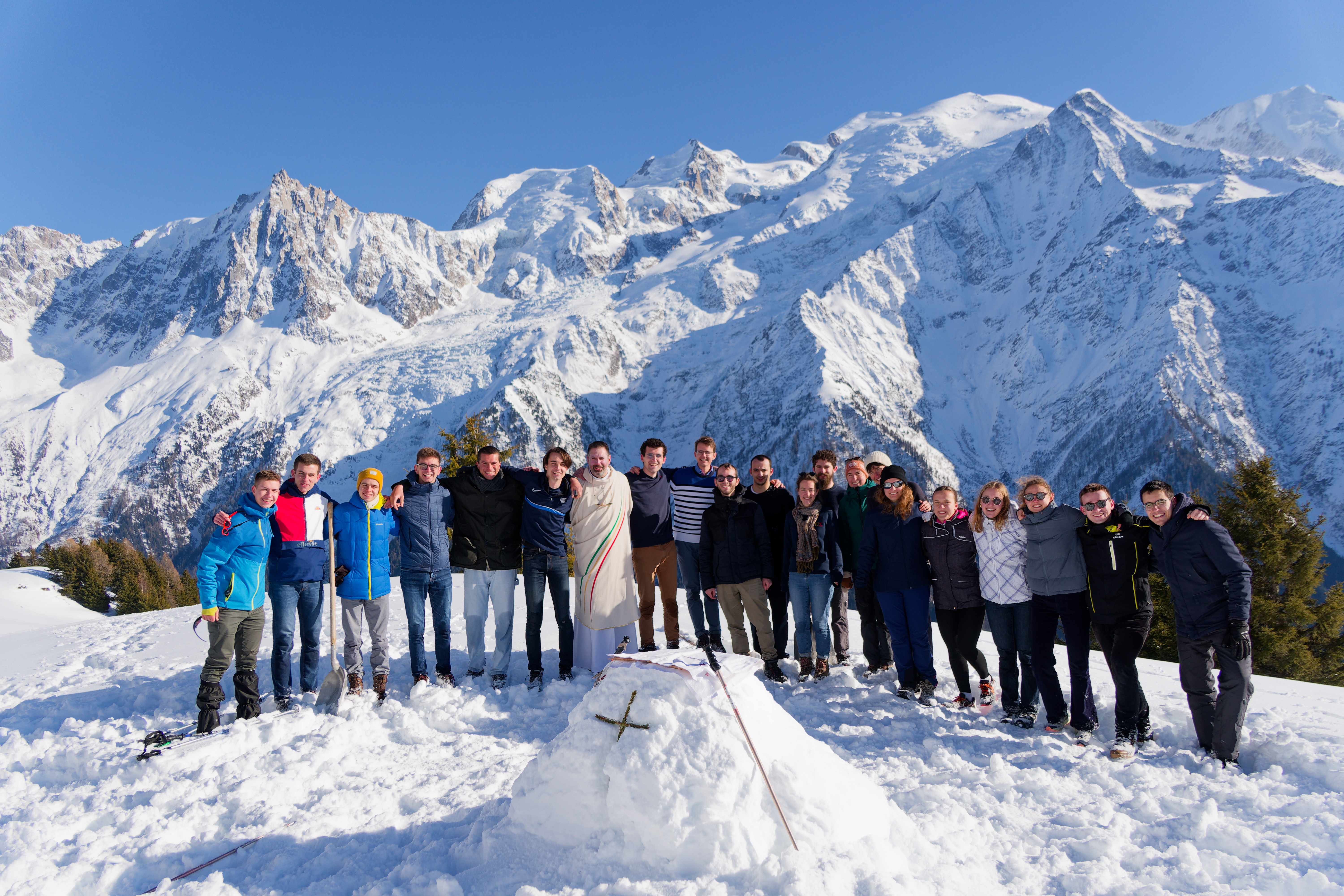 Photo de groupe des participants à la retraite